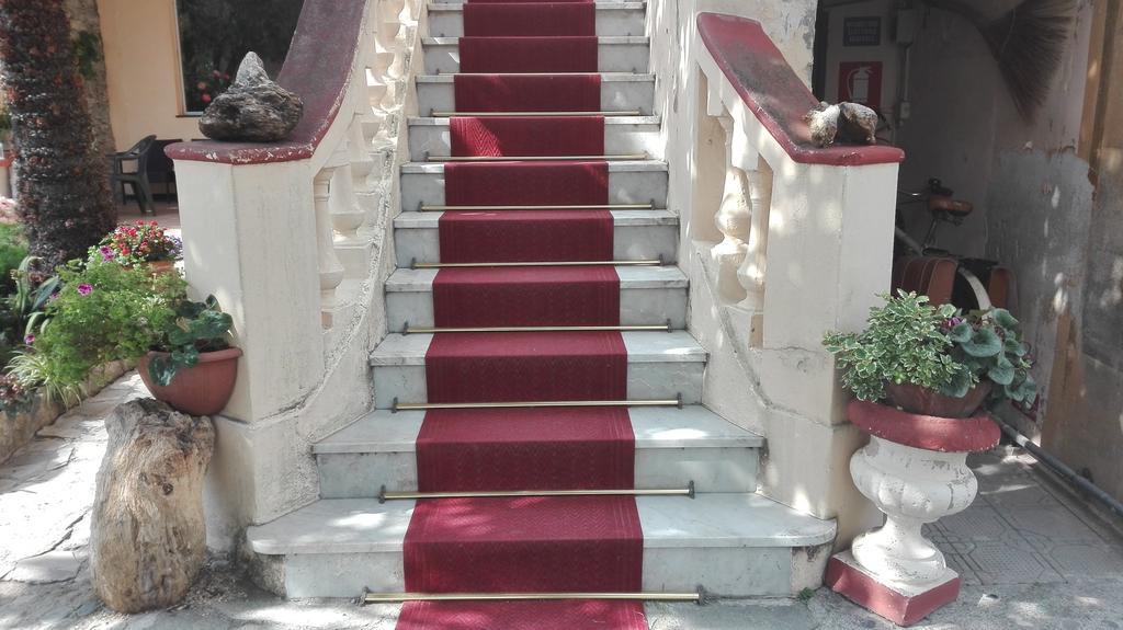 Hotel Rio Varazze Bagian luar foto